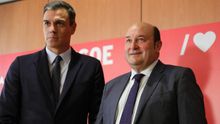 Sánchez y Ortuzar, en un encuentro en la sede socialista de Ferraz