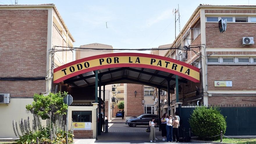 Preparan un recurso contra el desalojo de agentes y familias del cuartel de la Guardia Civil en Toledo: "Hay mucha angustia"