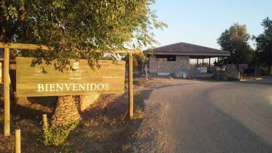 CCOO denuncia por impagos a la contrata de limpieza de los edificios de Cabañeros y Tablas de Daimiel