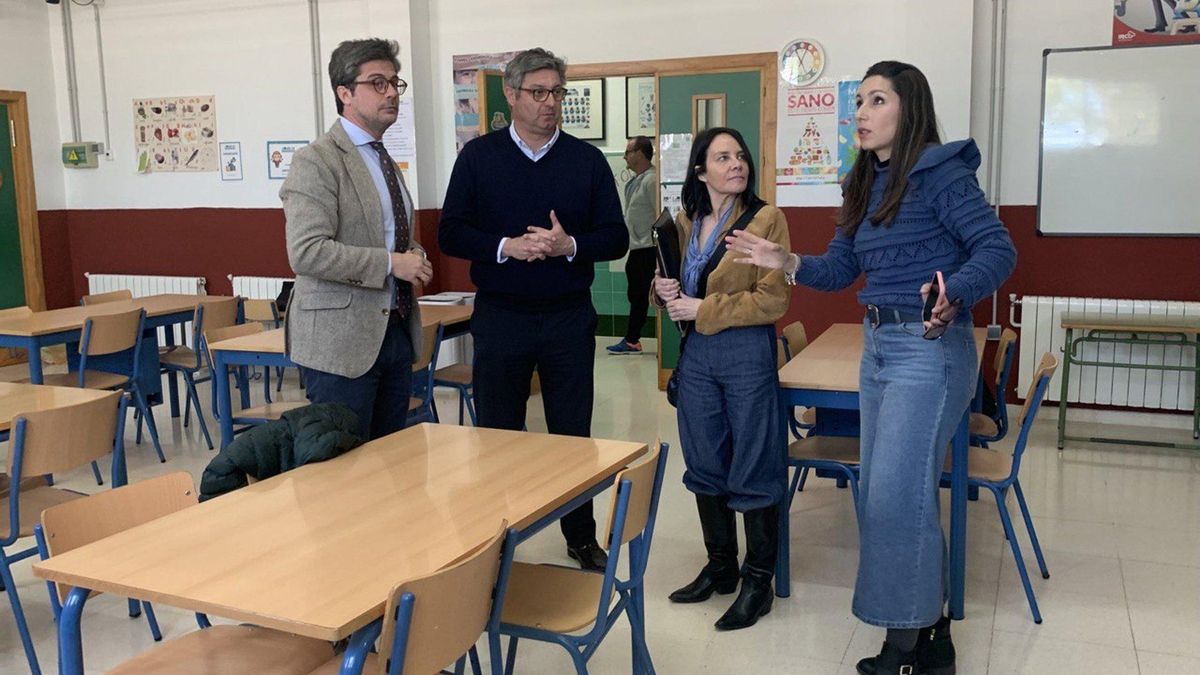 La Junta invertirá 300.000 euros en sustituir la cubierta del CEIP Castillo de Anzur de Puente Genil