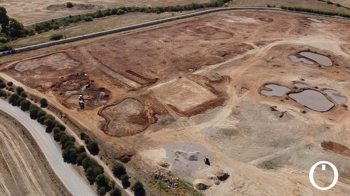 Obras de construcción del nuevo campo de golf en Casilla del Aire