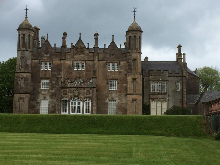 Glenarm Castle es uno de los lugares con más fantasmas por metro cuadrado de Irlanda.
