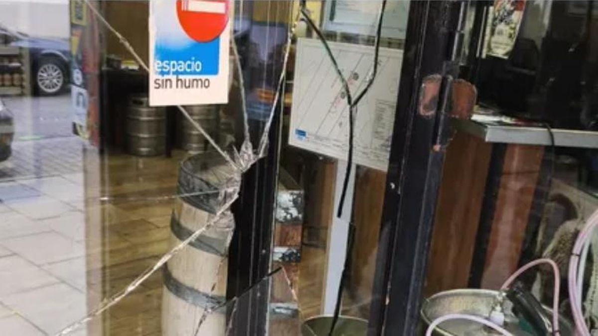 La taberna de Pablo Iglesias denuncia un ataque en su local de Embajadores y la agresión a un trabajador