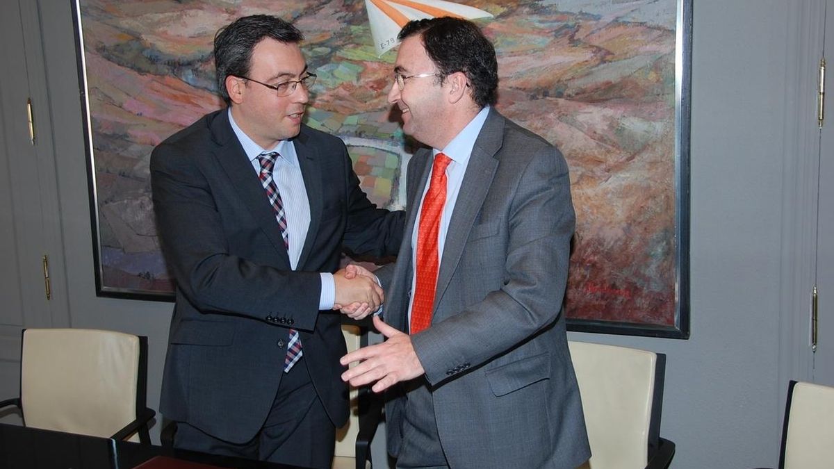 Ayuntamiento de Alcázar (Ciudad Real) y Aqualia firman el contrato para la gestión mixta del agua en la localidad
