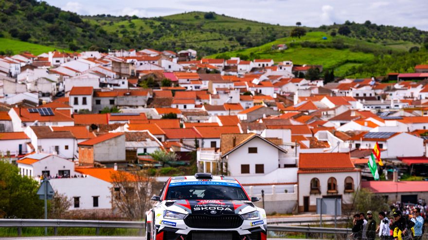 Gryazin sigue comandando el Rally Sierra Morena 2025