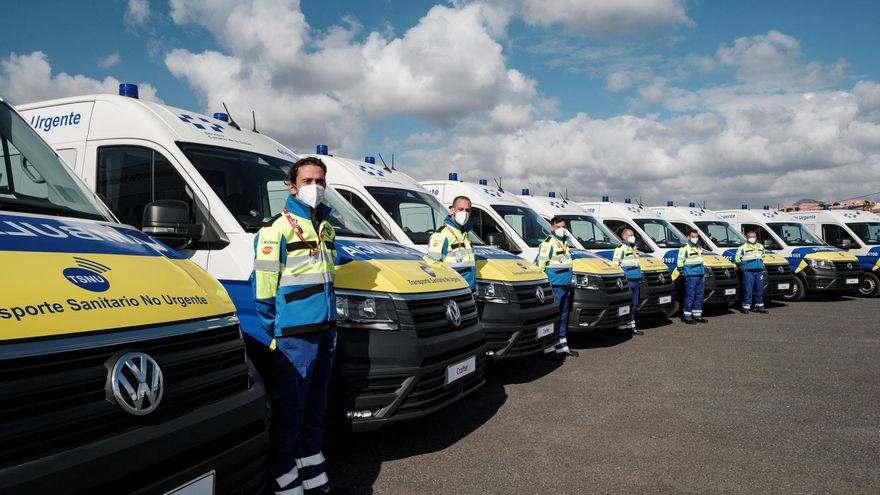 Los sindicatos del transporte sanitario lanzan un órdago al Gobierno canario para que asuma la gestión de las ambulancias
