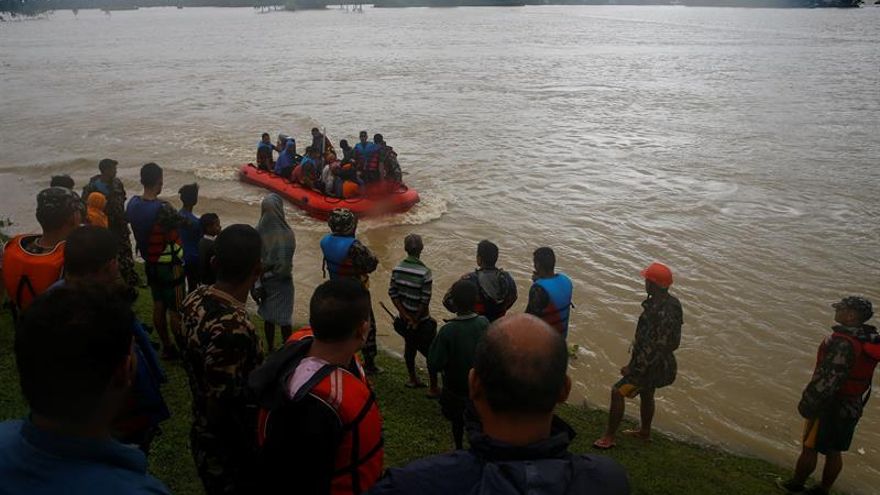 Más de 120 muertos por las inundaciones en Nepal