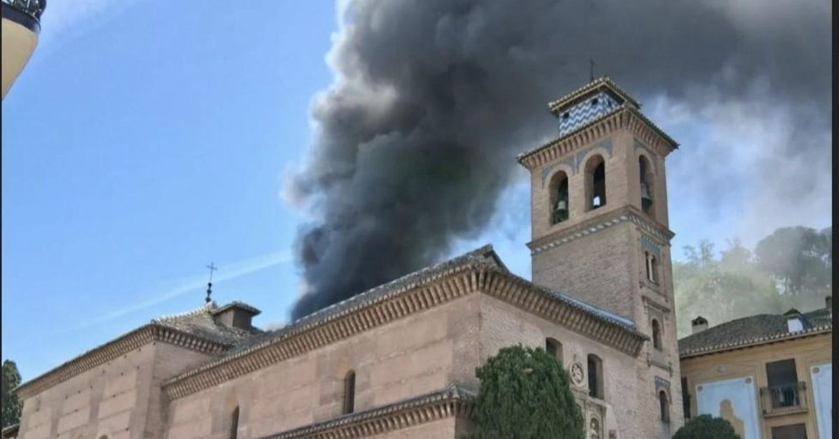 Granada Fire: Okupa House Threatens Santa Ana Church & Alhambra