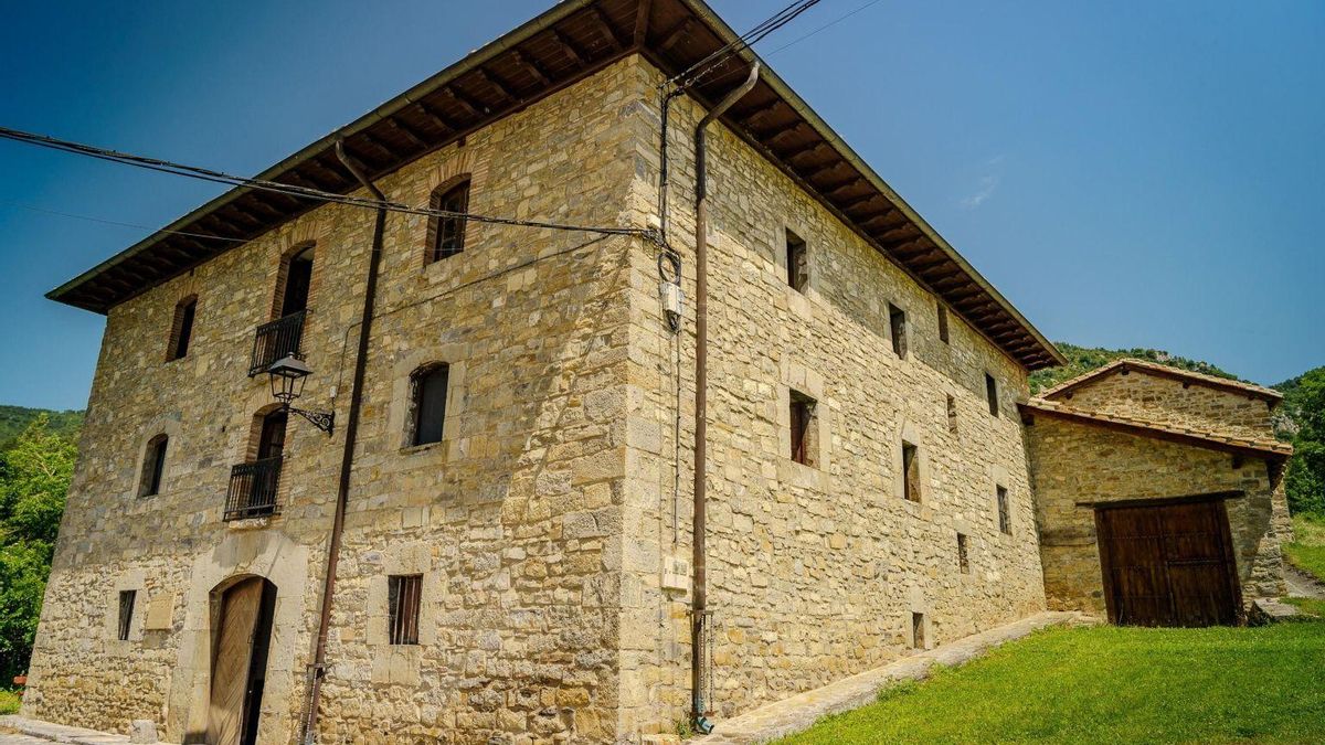 Exterior de casa Perotx.