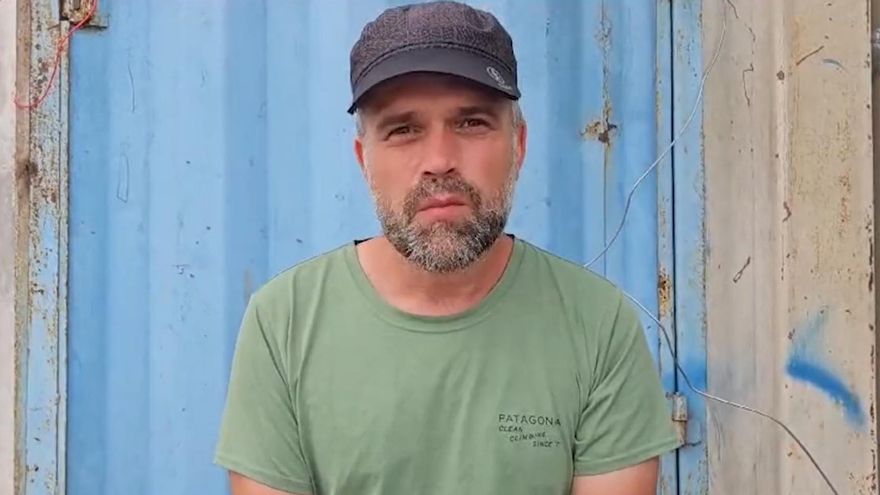 Sale de Gaza el primer ciudadano español, un anestesista de Médicos Sin Fronteras