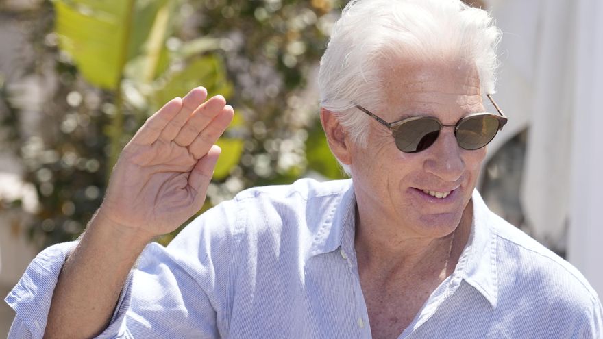 냉정한 도널드 트럼프, 리처드 기어: 