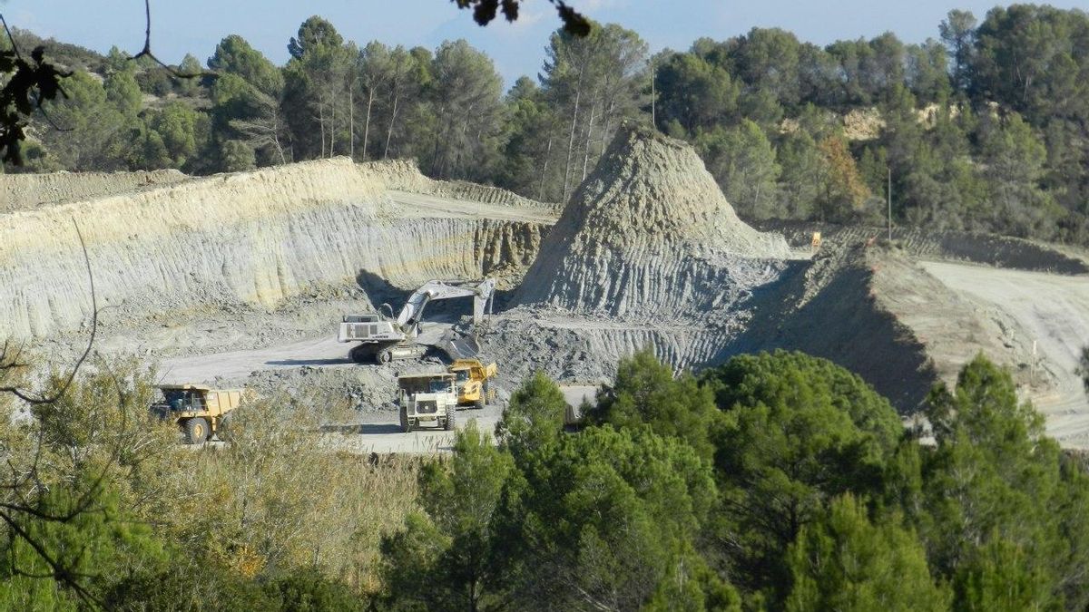 Aspecto de las obras de construcción del Agroparc en Gelida (Barcelona).
