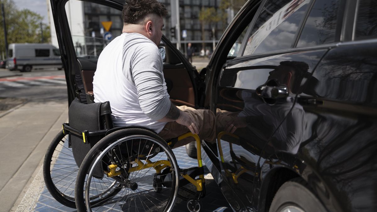 Cuáles son las ayudas y subvenciones por discapacidad para comprar un coche y cómo solicitarlas