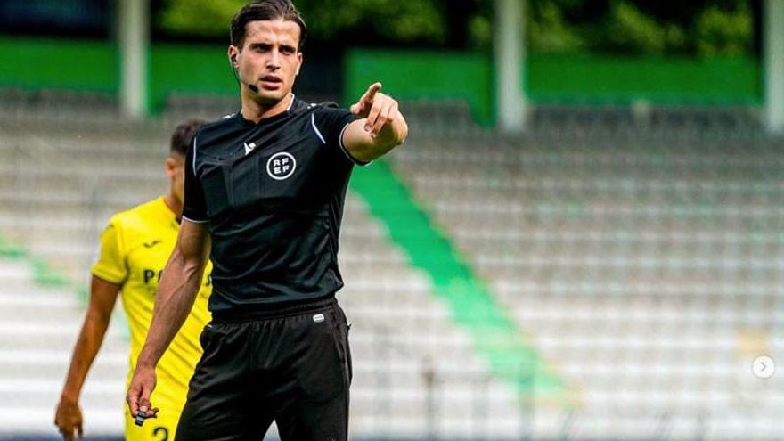 El CD Tenerife se estrena con un nuevo árbitro