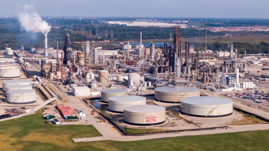 A photo shot from a drone shows the Exxon Mobile oil refinery operating in Channahon, Illinois, USA, 17 September 2019.