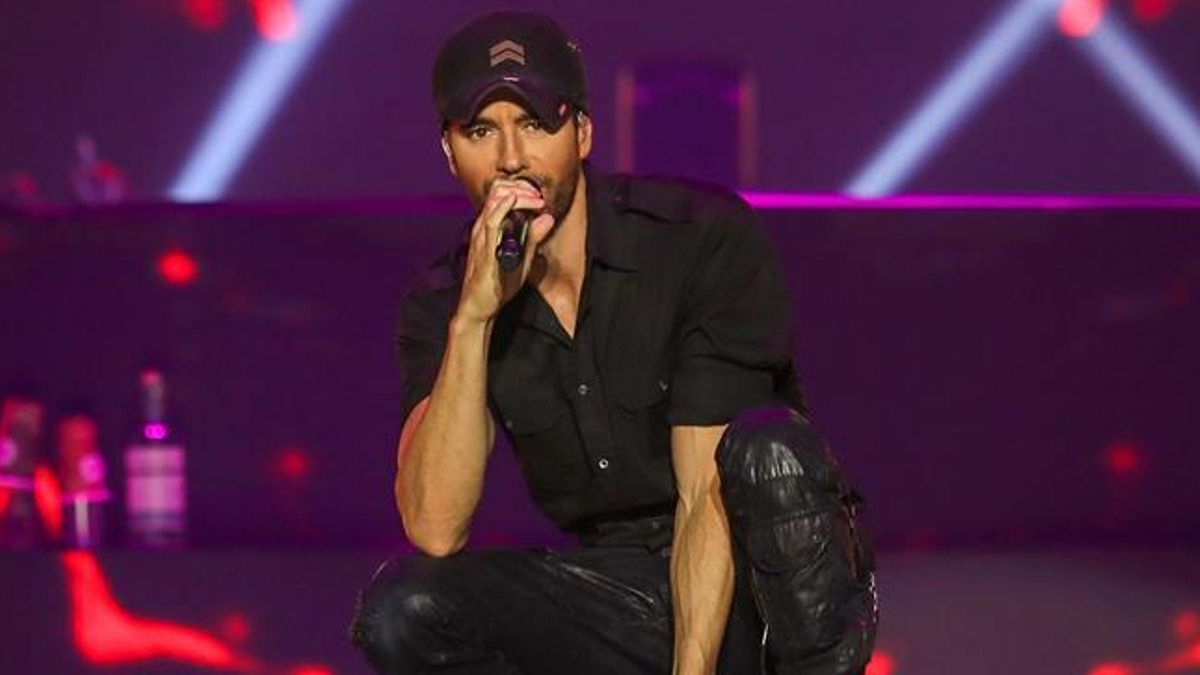 La emotiva canción de Enrique Iglesias en la que el cantante mostró sus lágrimas reales y que sonó en radios durante el 11S