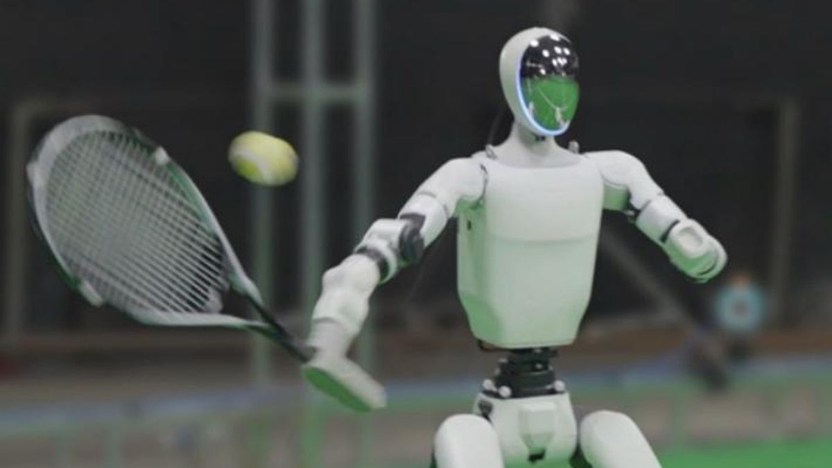 Un robot se pone a pelotear con humanos y decide fijarse en sus fallos: así está aprendiendo a jugar al tenis mejor