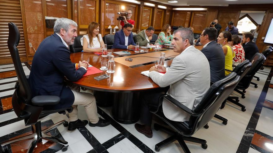 El Gobierno canario gasta 3,7 millones en dietas: del director general que viaja cada dos días a la consejera que cuesta más que Clavijo