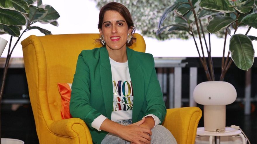 Laura Baena y las 'malasmadres' cumplen 10 años: "Nos han vendido la moto de que tenemos que llegar a todo"