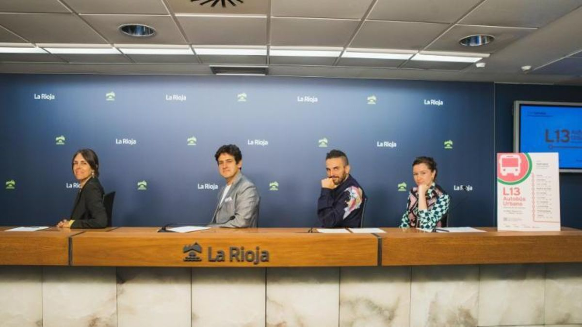 Una obra de teatro dentro de un autobús por los barrios de Logroño y Villamediana de Iregua
