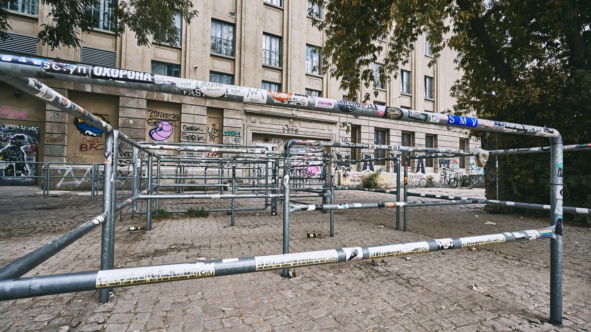Entrada del célebre boliche Berghain.