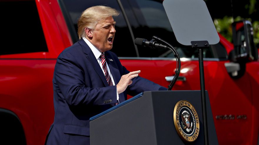 Instalan estatuas vivientes en Washington en protesta contra Trump