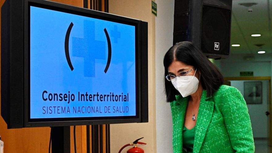 El Ministerio de Sanidad y las comunidades analizarán este jueves en Córdoba el estado de la pandemia, atenazada ahora por la aparición de la variante ómicron en un momento de aumento de la transmisión, en una reunión en la que aprobarán las nuevas estrategias de Salud Digital y Salud Mental.