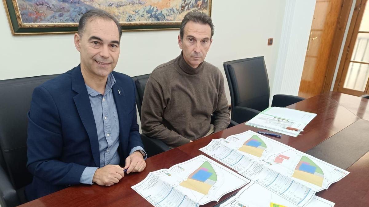 El concejal de Vivienda de Benalmádena, del PP, llama “puta sinvergüenza” a Maricarmen en un Consejo Sectorial