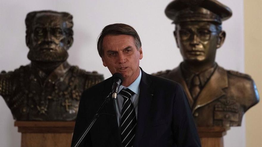 Xi felicita a Bolsonaro y apuesta por respetar los intereses de ambos países