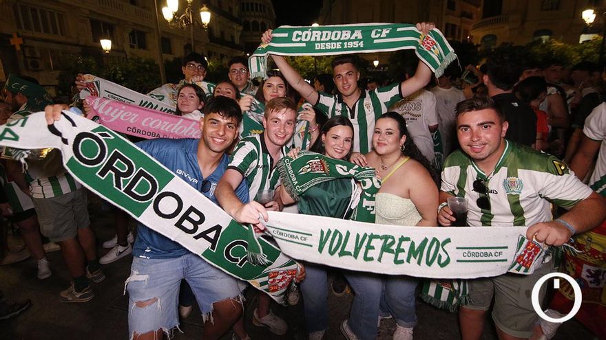 La celebración del ascenso del Córdoba CF a Segunda División se traslada a Las Tendillas