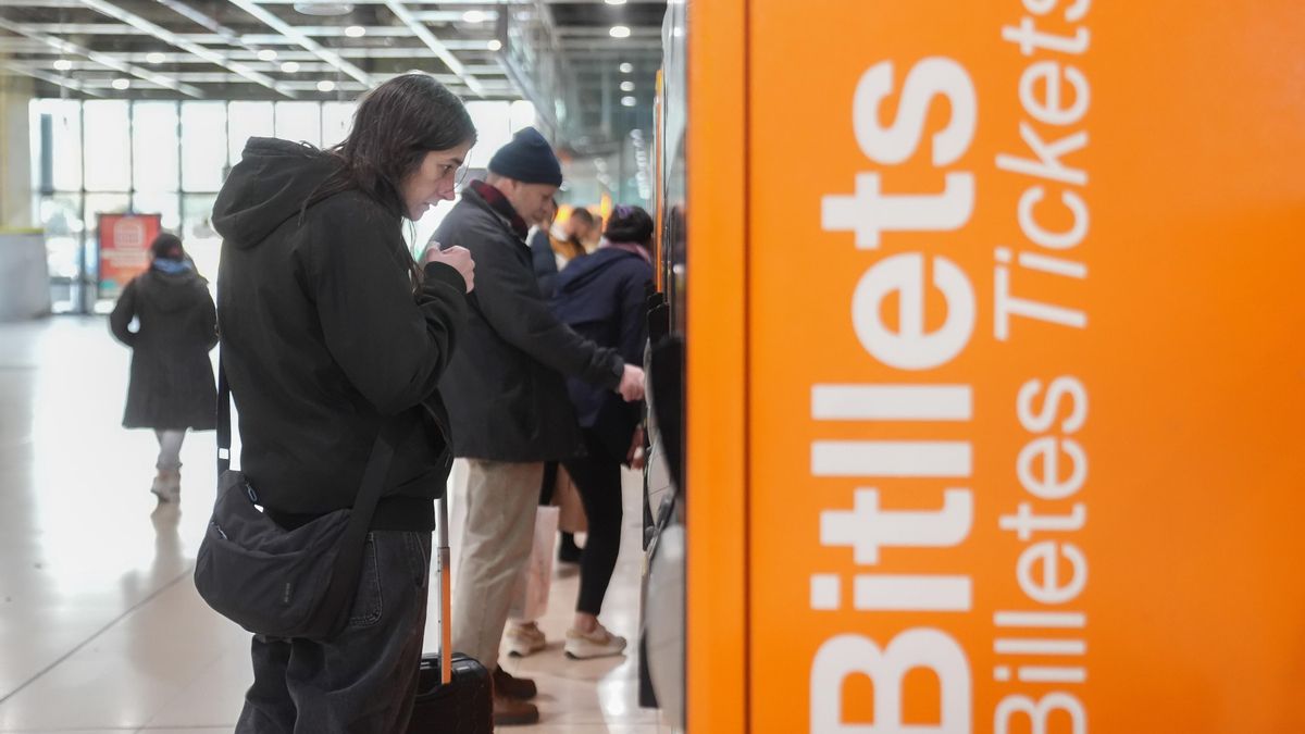 Interrumpida la circulación de los trenes de Rodalies en Barcelona por una incidencia en el centro de control de Adif