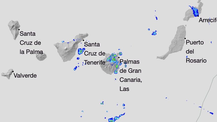 Cinco islas de Canarias, en prealerta por lluvias fuertes