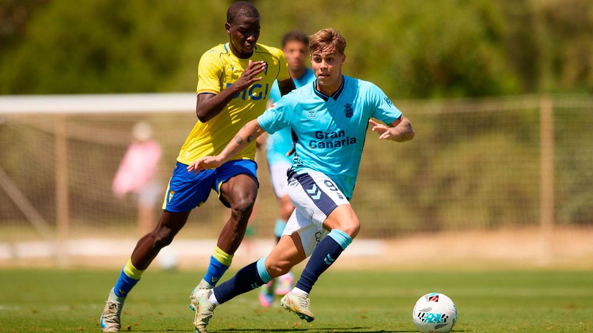 Jeremía Recoba, en su primer amistoso con la UD Las Palmas