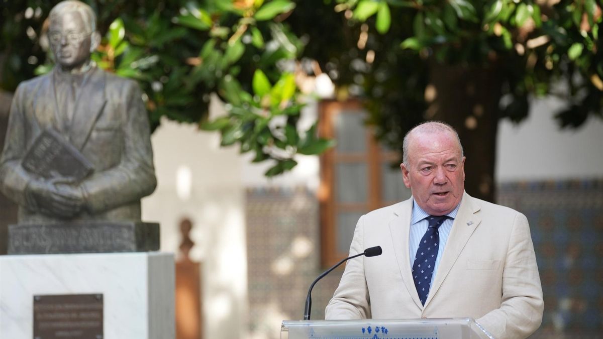 Javier Delmás, nieto de Blas Infante y presidente de su Fundación: "Mi abuelo estaría en contra de la prioridad nacional"