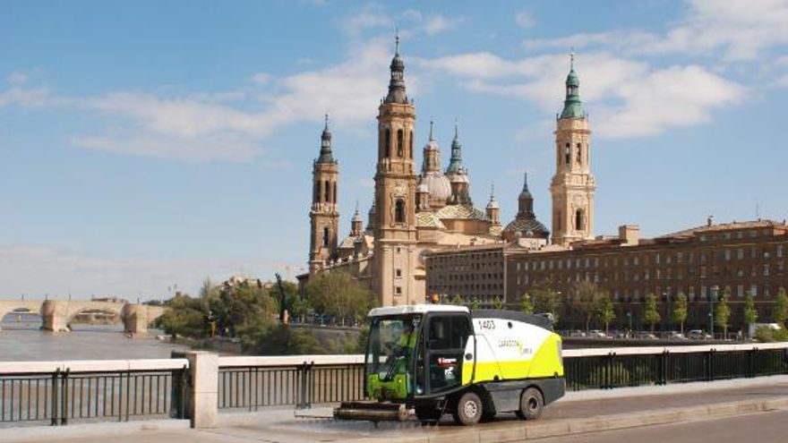 La huelga de limpieza en Zaragoza sigue adelante: paros durante los Pilares tras acabar la negociación sin acuerdo