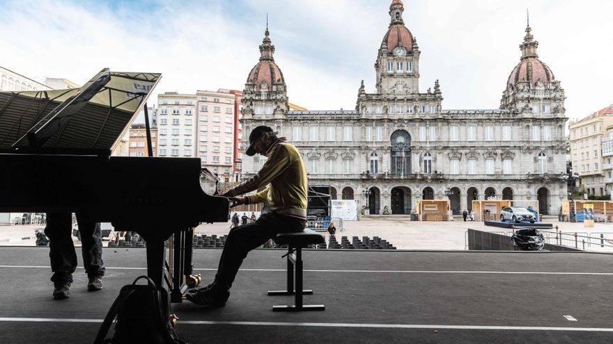 James Rhodes durante su prueba de sonido a primera hora de la mañana
