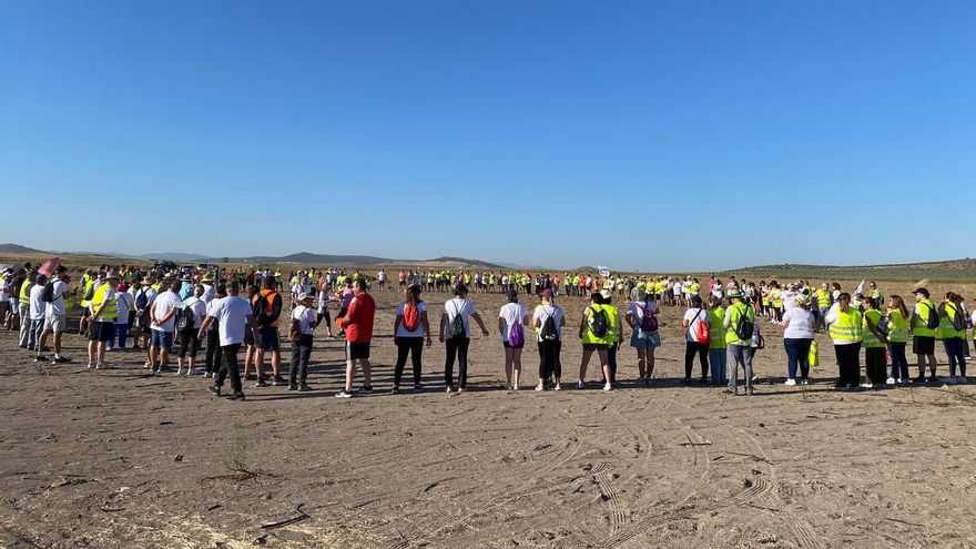 “Extremadura no puede ser el vertedero de nadie”: protesta contra la planta de biogás de Don Benito