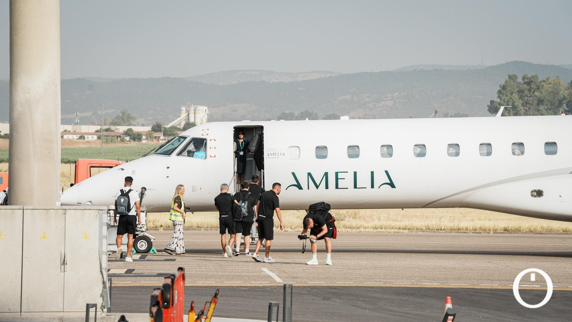 El Córdoba CF ya viaja en avión camino a Gijón