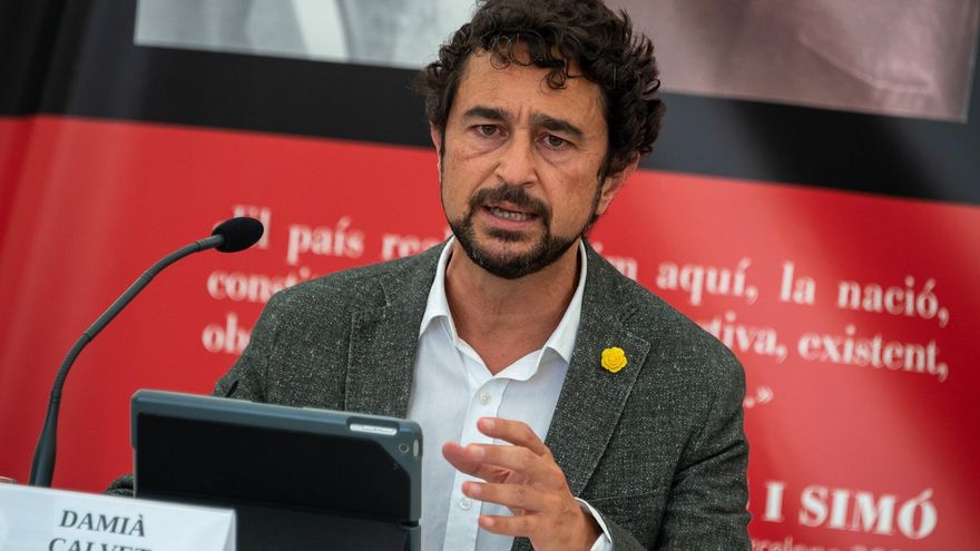 El conseller de Territorio y Sostenibilidad de la Generalitat, Damià Calvet, durante la conferencia 'Agenda verde, agenda nacional' en la 52ª edición de la UCE