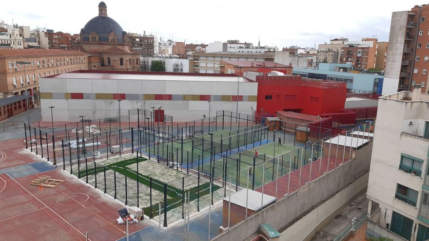 Ruido, nervios y hasta mudanzas en Tetuán por un negocio de pádel que rentabiliza un colegio religioso