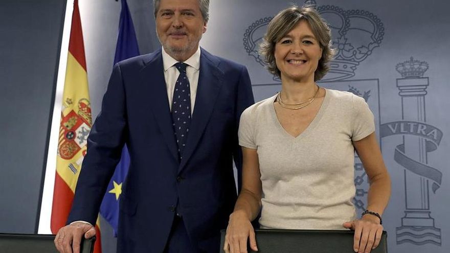 El Gobierno respalda a Catalá y desea que el relevo de Moix se haga rápido