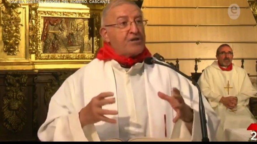 Un sacerdote navarro lanza mensajes xenófobos durante una misa: "Dan ayudas a los inmigrantes pero, ¿y a los nacionales?"