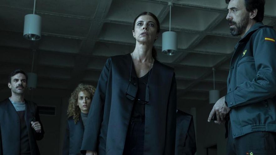 TVE descubre el cartel de 'Ana Tramel. El juego', la serie con el papel "más complejo" para Maribel Verdú