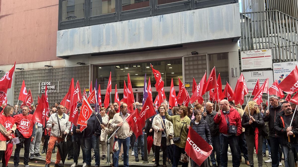 CCOO y UGT exigen frente a la patronal cántabra la reducción de la ...