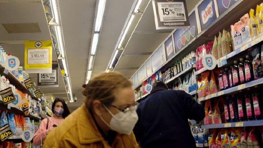 Los jubilados de la mínima pueden comprar un 20% menos de alimentos que hace cinco años