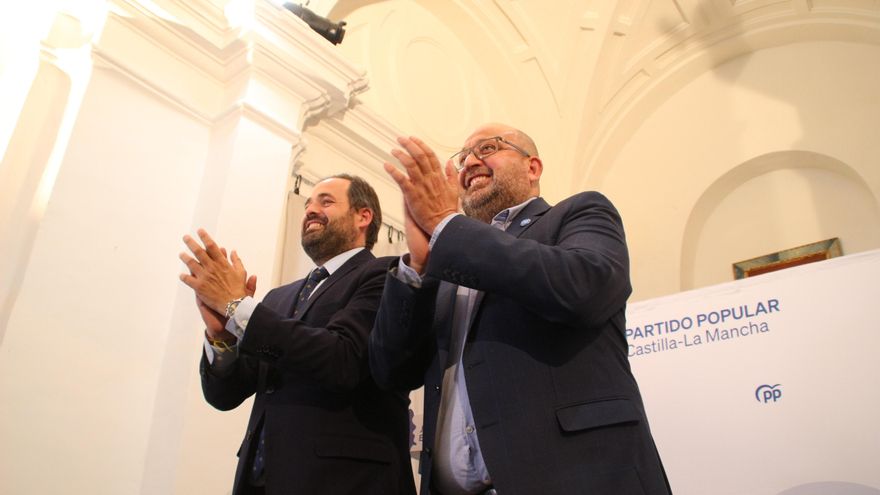 Mitin en Yebes. Paco Núñez y Tomás Arribas