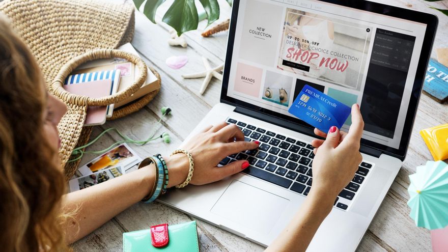 Nueva tendencia de consumo entre jóvenes: dialogar con la IA para comprar lo que sea