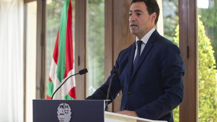 Pradales responde a Aznar y revela que nació como "Manuel" porque su familia no pudo registrarlo en euskera en la dictadura