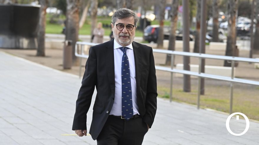 Punto y final a la batalla por la unidad productiva del Córdoba CF: Carlos González arroja la toalla tras el portazo del Supremo
