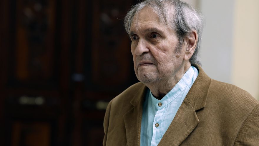 Rafael Cadenas, Premio Cervantes: "Cuando uno habla siente que le falta algo, pero la escritura no tiene límites"